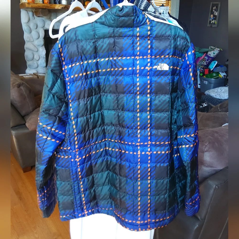 THE NORTH FACE Men's Plaid Print Thermoball Jacket NWT - XL - Picture 6 of 14